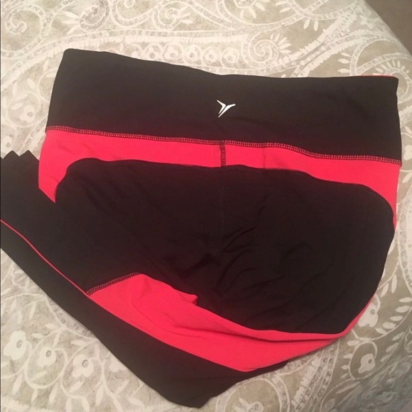Old Navy Active Compression Running Pant - Picture 2 of 2